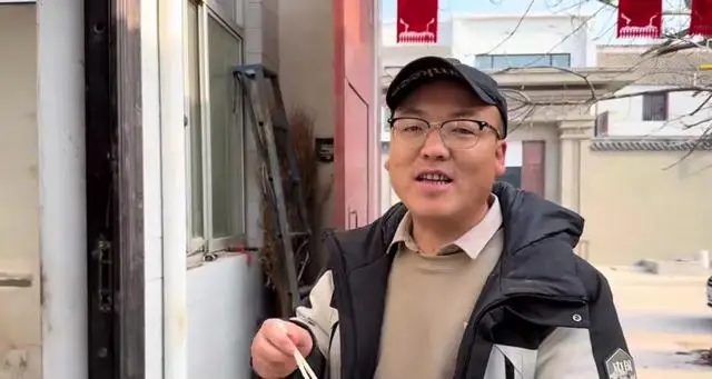 陕西网红涛子公开道歉！老挝媳妇携子出走，百万粉丝见证婚姻危机，承诺能否挽回？